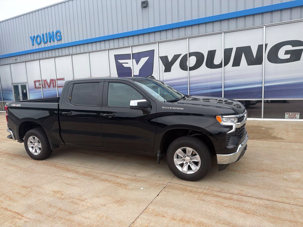 Certified 2026 Chevrolet Silverado 1500 LT AWD/4WD image 3
