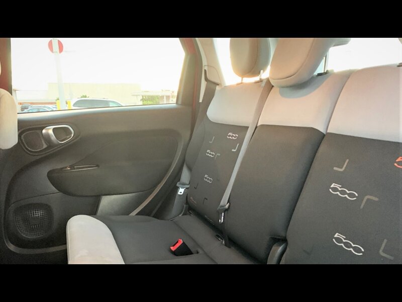 Used 2016 FIAT 500L Pop FWD image 11