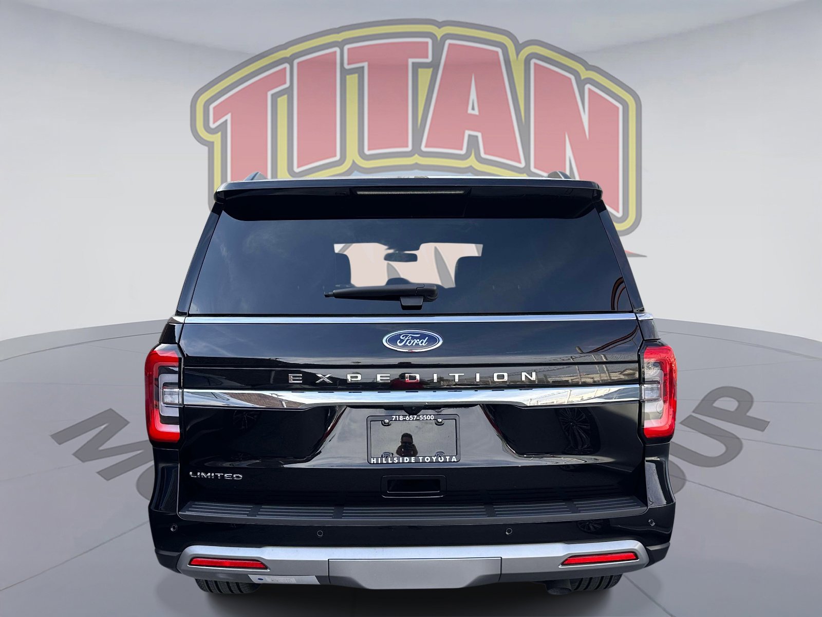 Used 2024 Ford Expedition Limited image 3