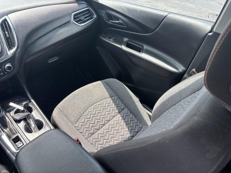 Certified 2024 Chevrolet Equinox LT w/ LPO, Floor Liner Package FWD image 14