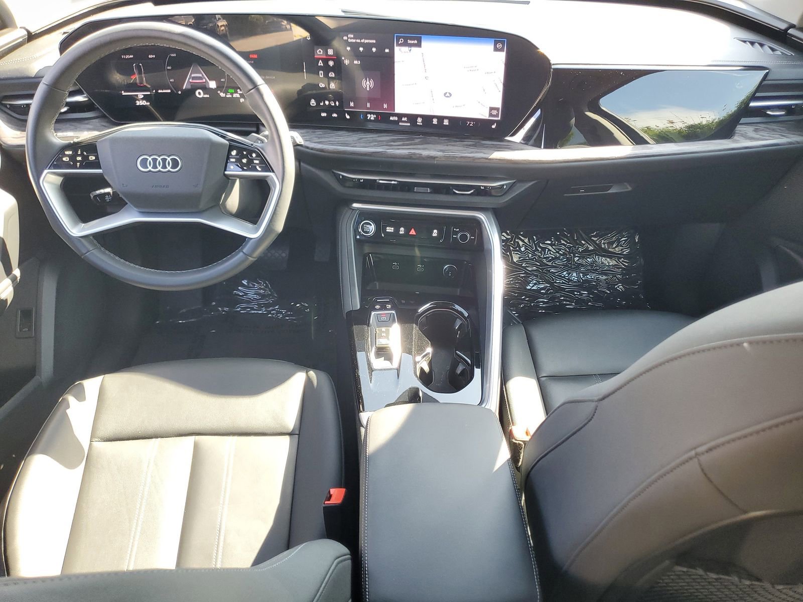 Used 2025 Audi Q5 Premium w/ Convenience Package image 11