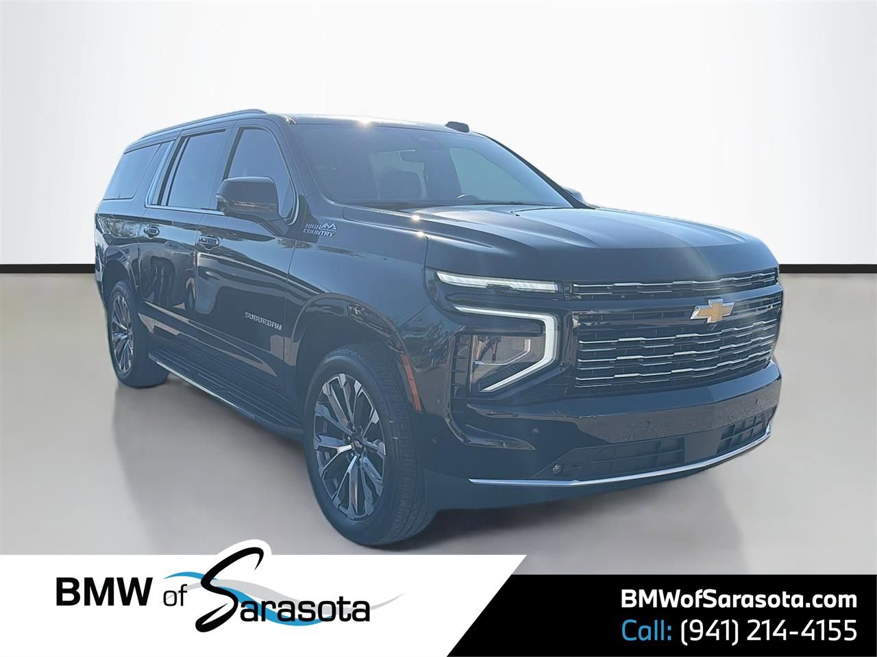 Used 2025 Chevrolet Suburban High Country image 1