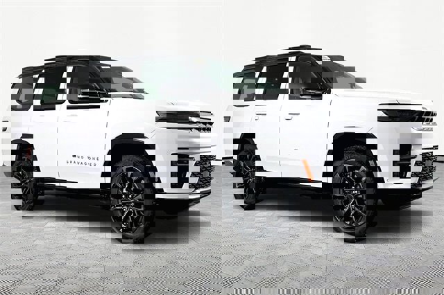 New 2026 Jeep Grand Wagoneer Summit image 3