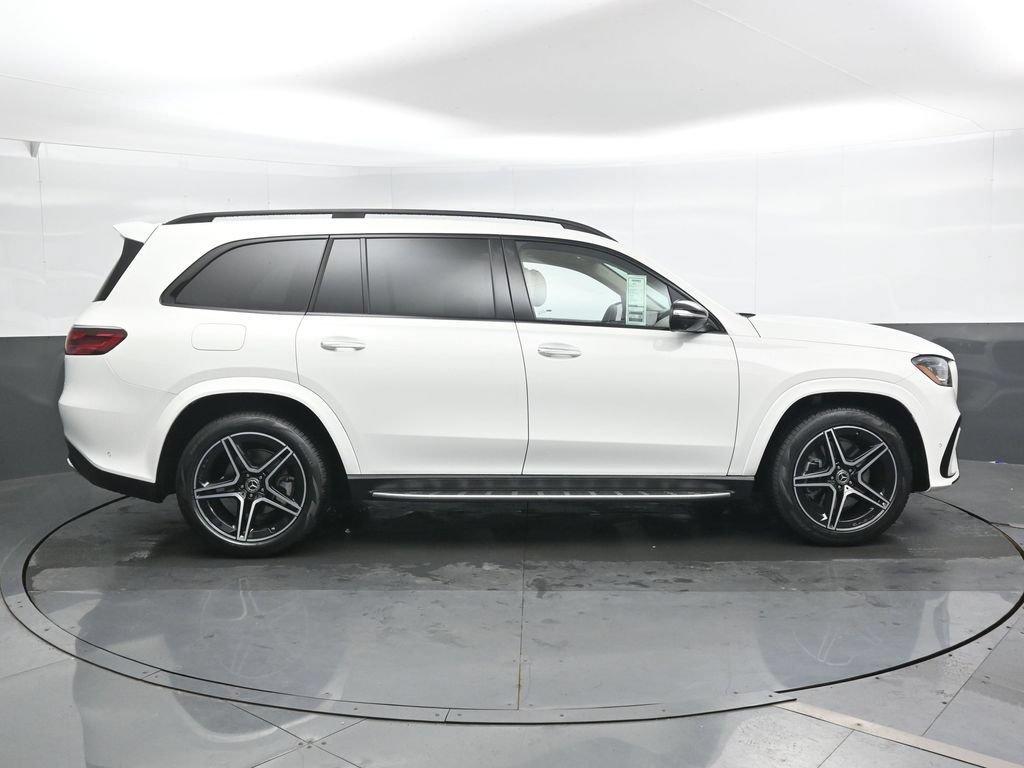 New 2026 Mercedes-Benz GLS 450 4MATIC image 3