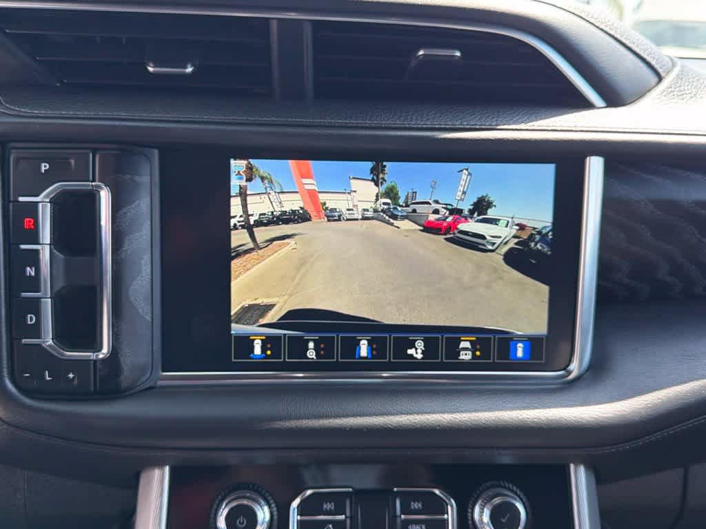 Used 2023 GMC Yukon Denali RWD image 31