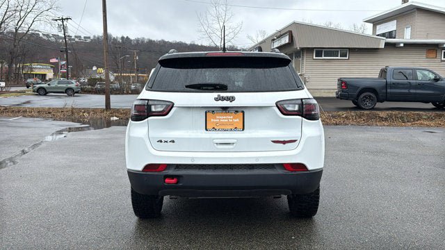 Certified 2025 Jeep Compass Trailhawk w/ Trailhawk Elite Group AWD/4WD image 7