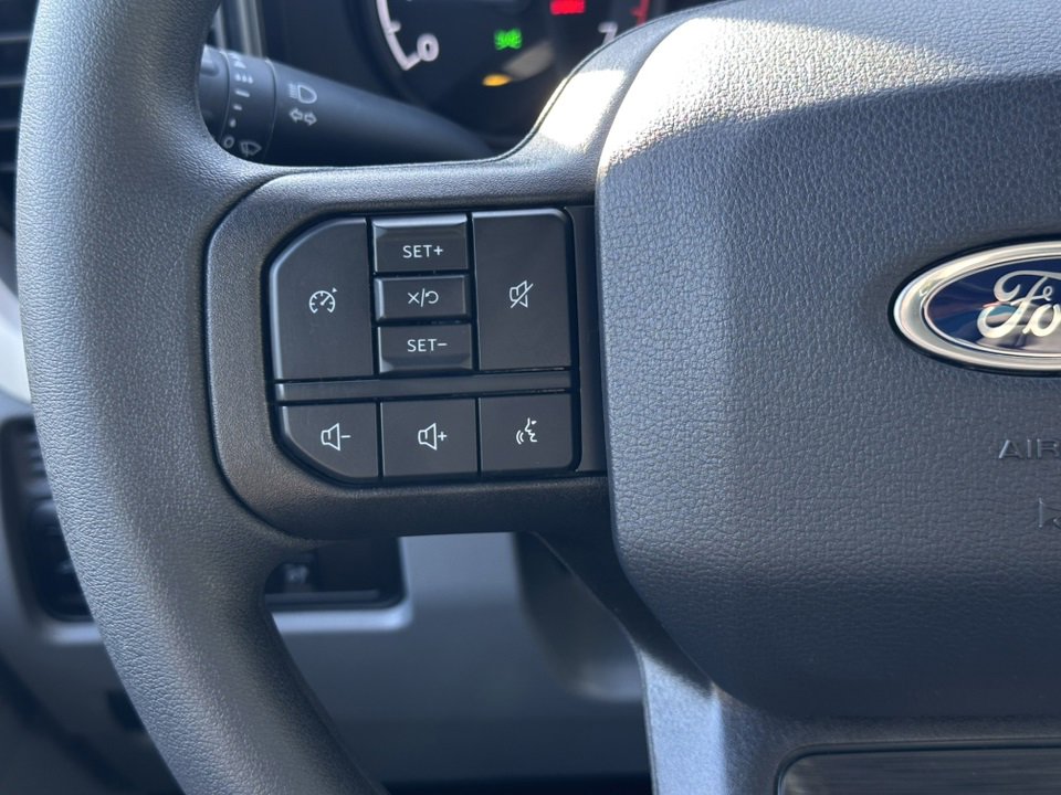 New 2025 Ford F250 XLT w/ FX4 Off-Road Package image 25