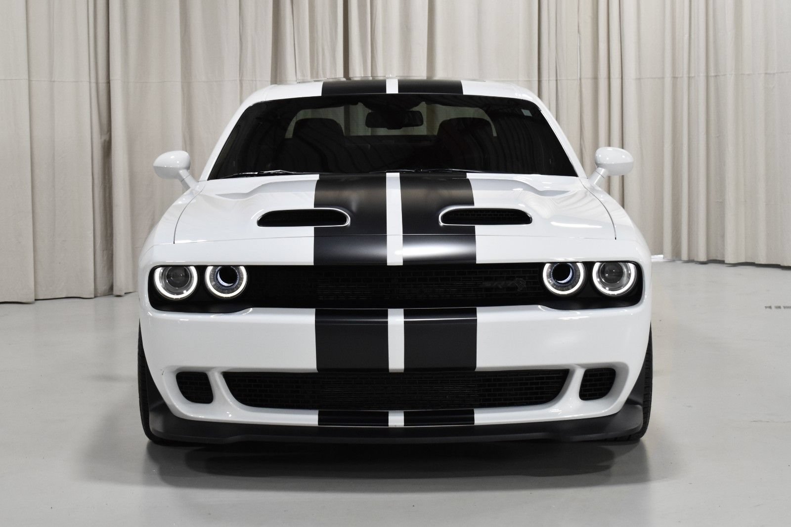 Used 2023 Dodge Challenger SRT Hellcat w/ Driver Convenience Group RWD video 2