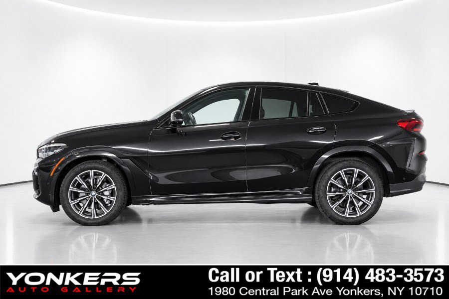 Used 2023 BMW X6 xDrive40i w/ M Sport Package AWD/4WD image 11