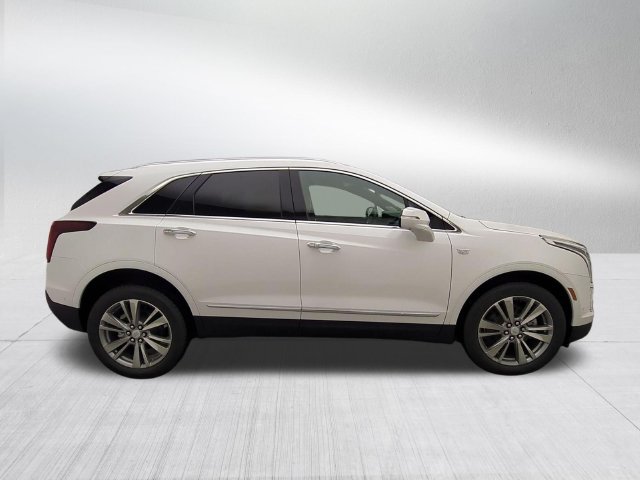 New 2026 Cadillac XT5 Premium Luxury w/ LPO, Floor Liner Package AWD/4WD image 4