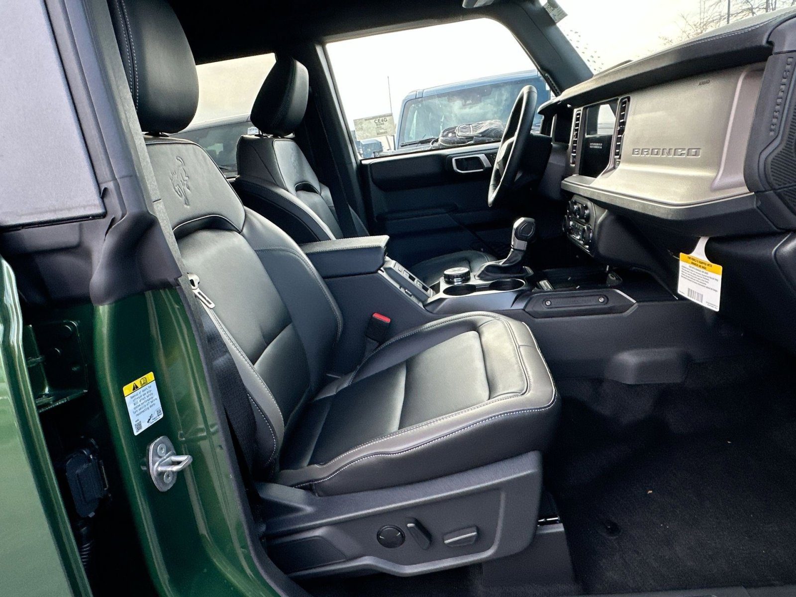 New 2025 Ford Bronco Outer Banks image 34