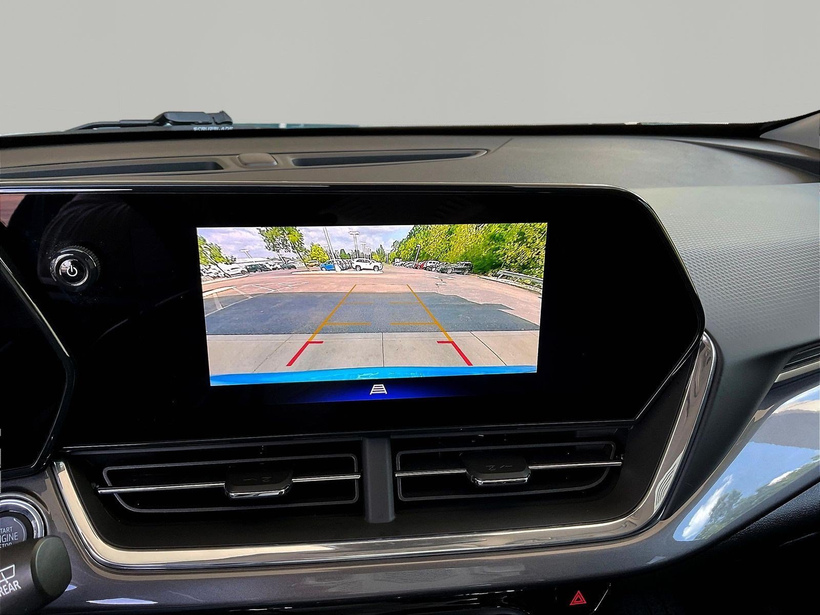 Used 2025 Chevrolet Trax ACTIV FWD image 14