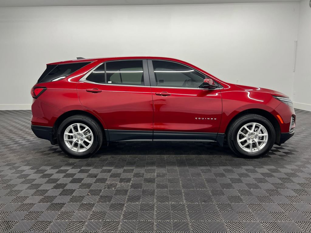 Used 2024 Chevrolet Equinox LT AWD/4WD image 7