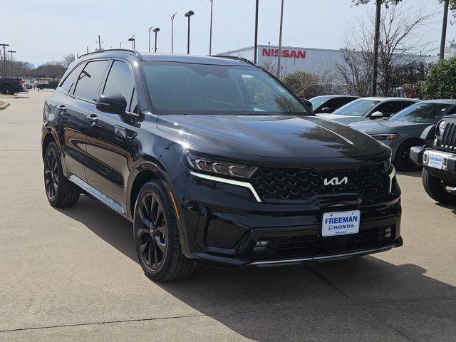Used 2023 Kia Sorento SX image 3