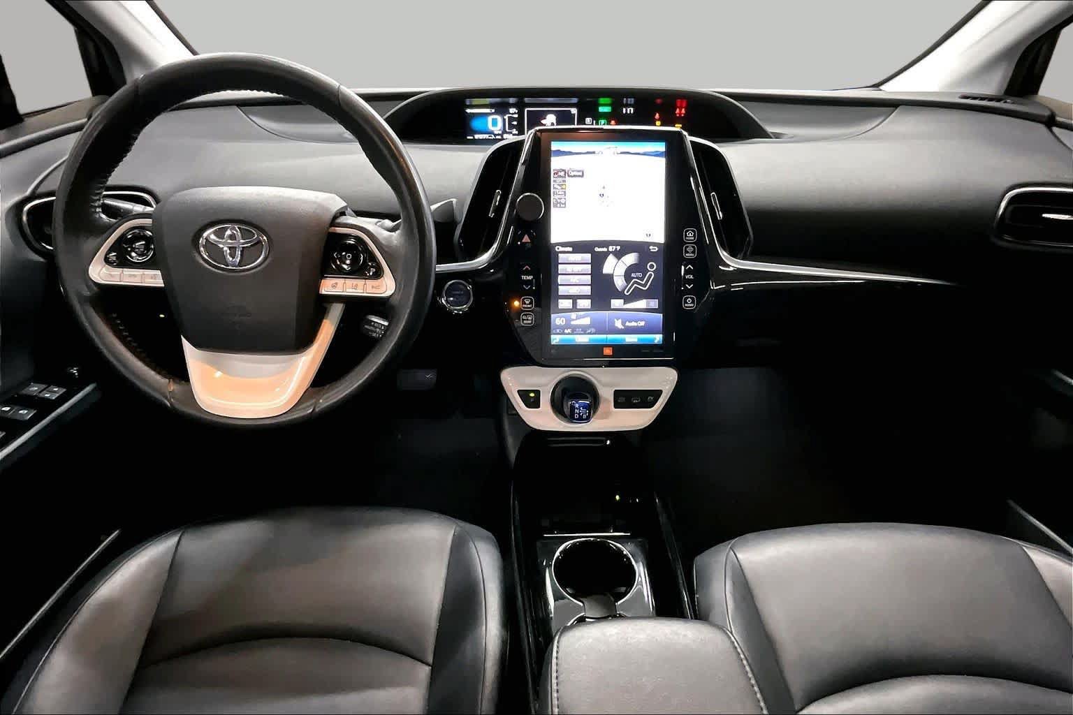 Used 2018 Toyota Prius Prime Advanced FWD image 15