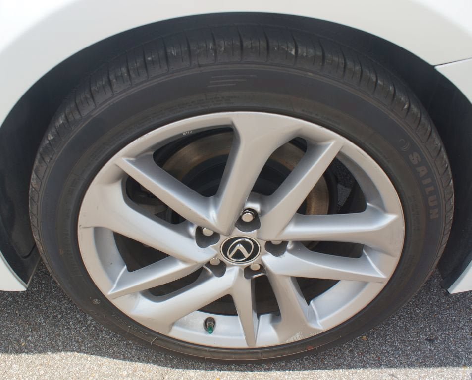 Used 2019 Lexus RC 300 RWD image 16