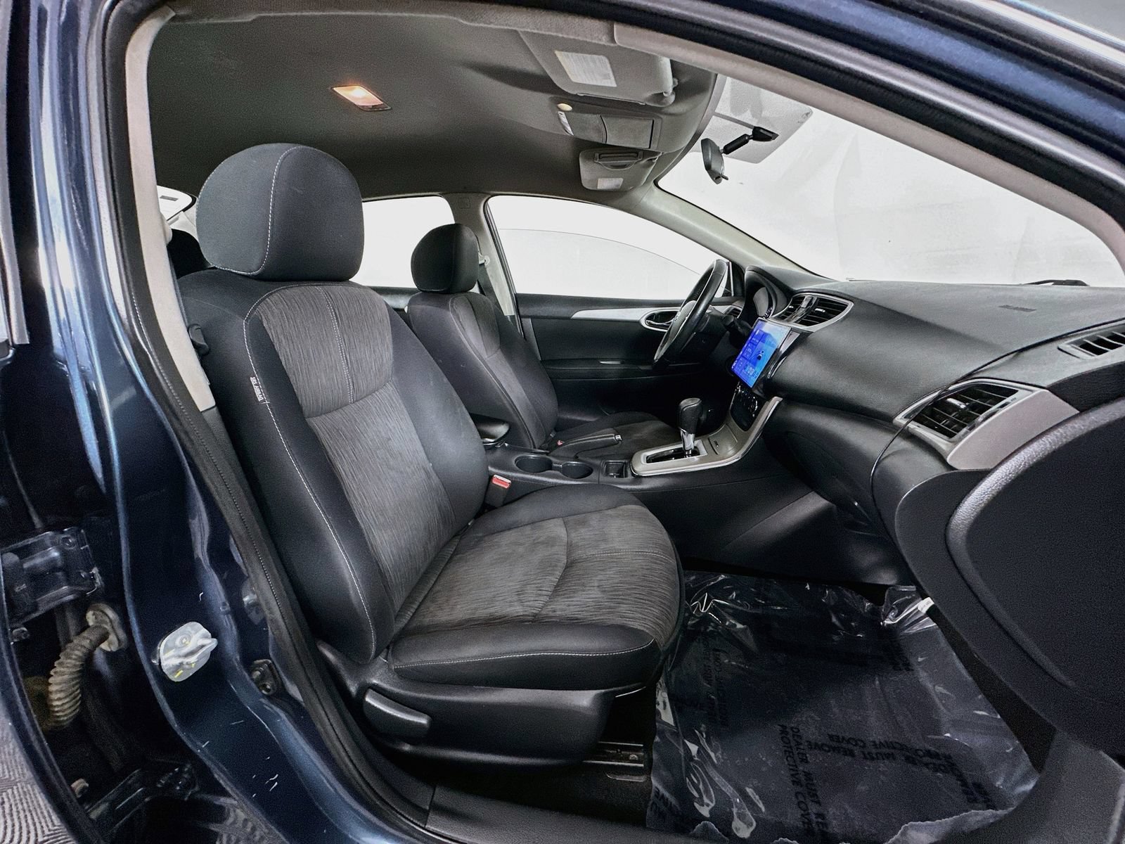 Used 2015 Nissan Sentra SV FWD image 24
