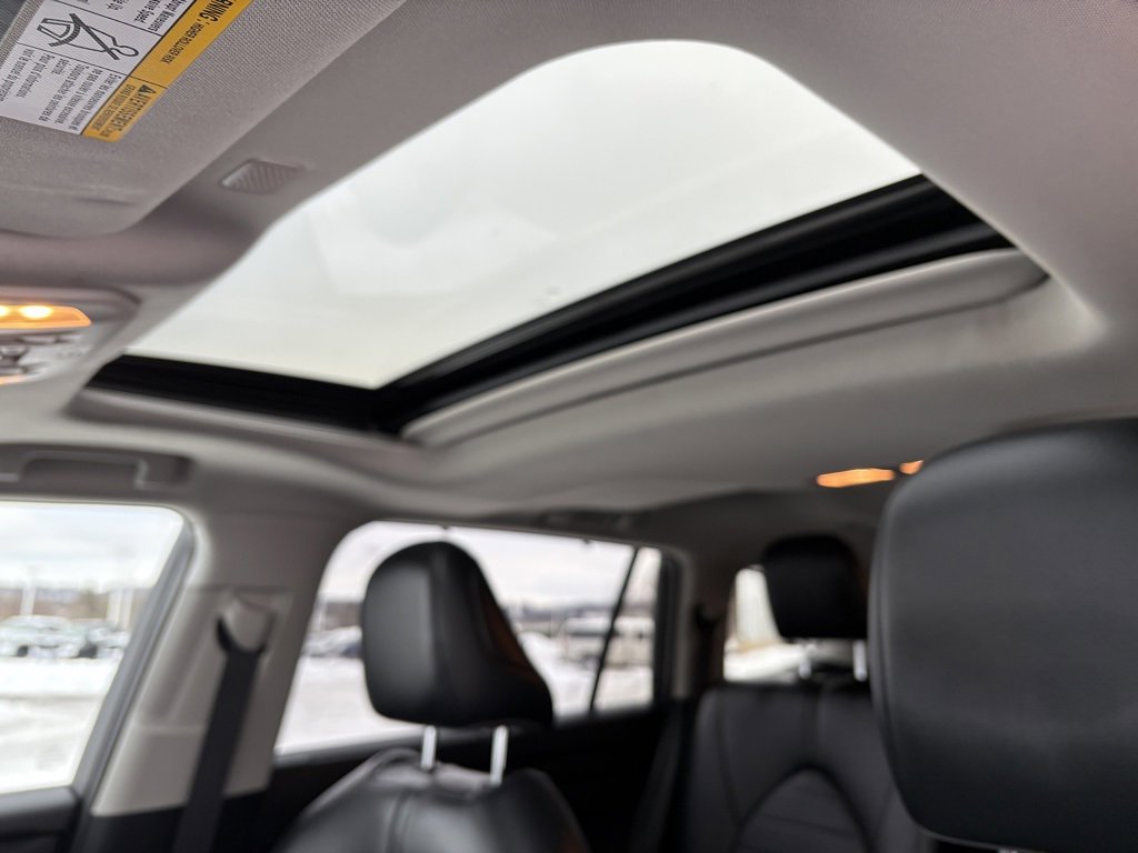 Certified 2022 Toyota Highlander XLE image 19