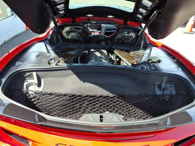 Used 2021 Chevrolet Corvette Stingray Preferred Cpe w/ Z51 Performance Package image 18