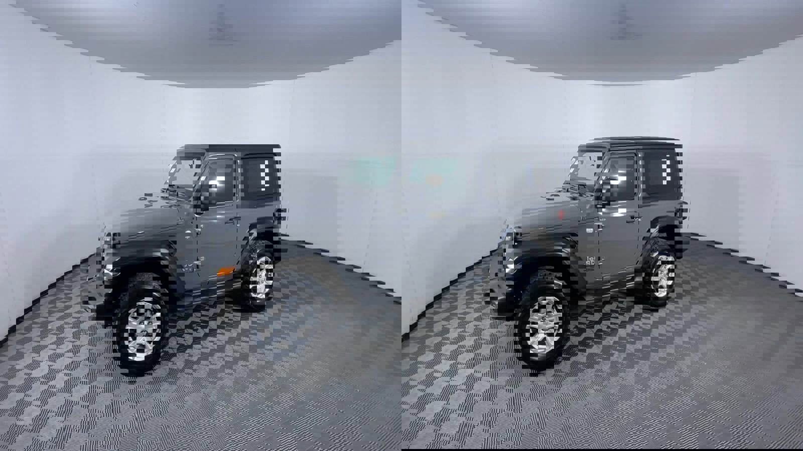 Used 2019 Jeep Wrangler Sport image 4