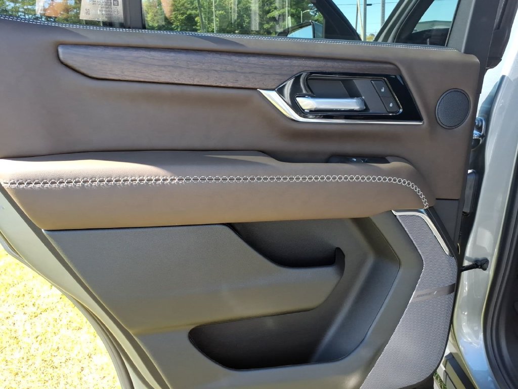 New 2027 GMC Yukon Denali Ultimate AWD/4WD image 19