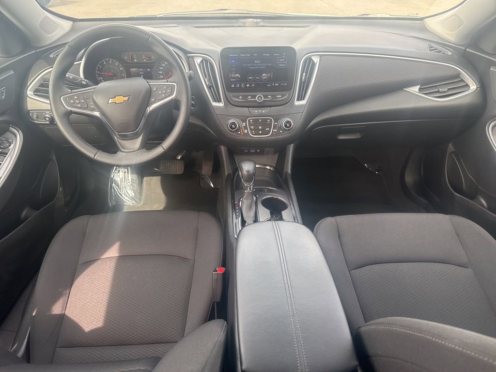 Used 2024 Chevrolet Malibu LT w/ Sport Edition image 14