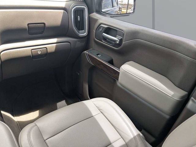 Used 2020 GMC Sierra 1500 SLT w/ SLT Premium Plus Package AWD/4WD image 17