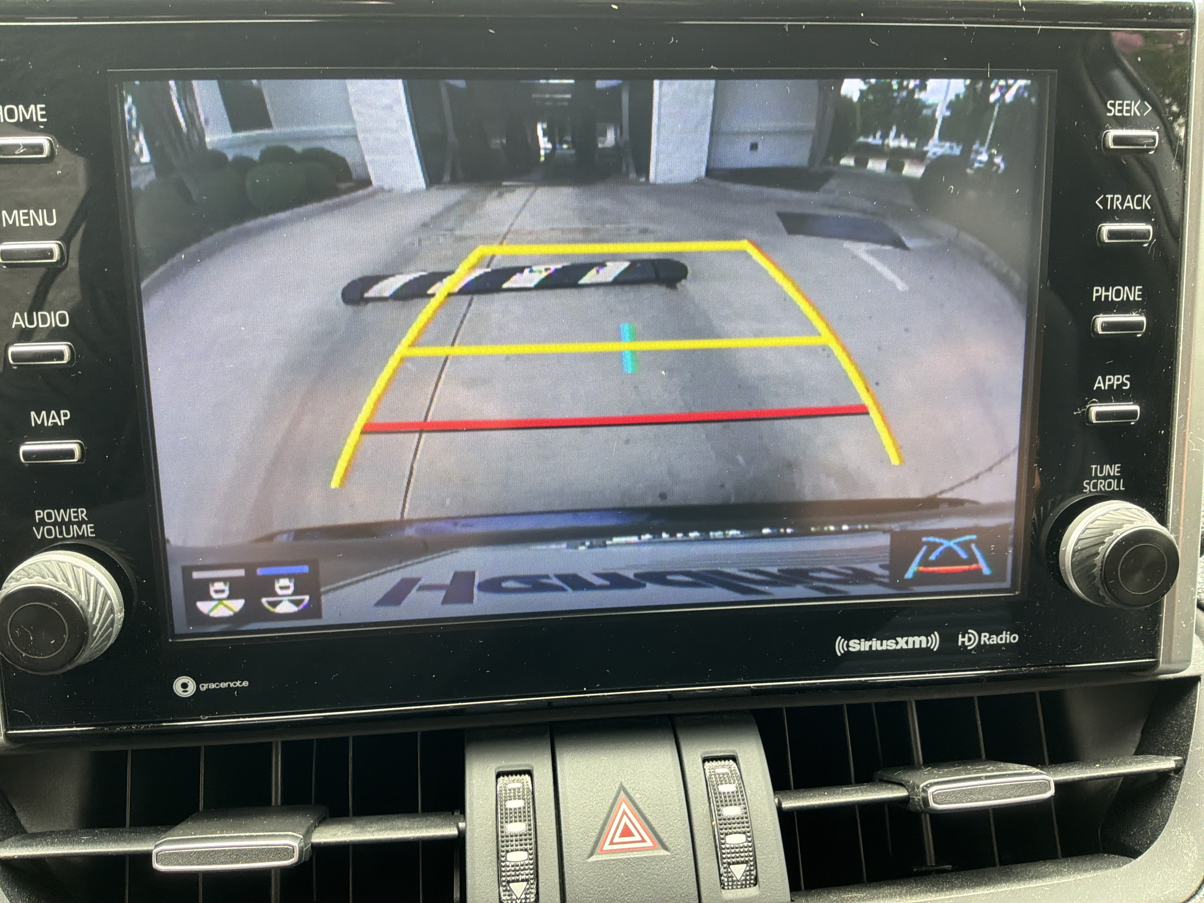Used 2022 Toyota RAV4 XSE AWD/4WD image 25