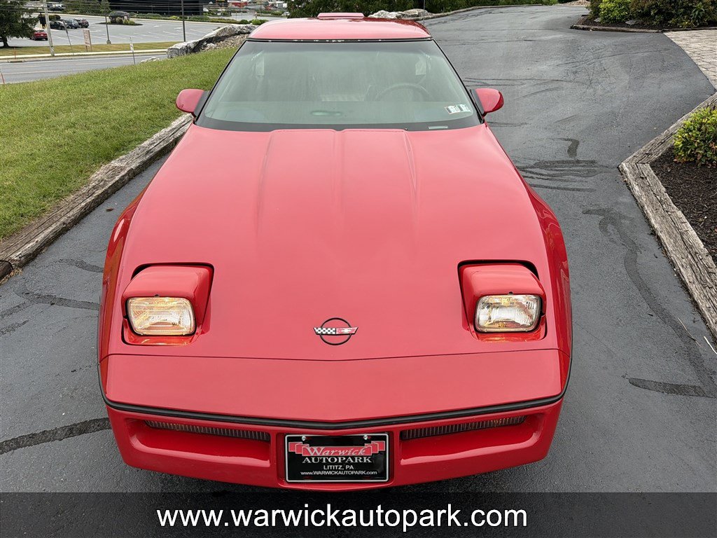 Used 1987 Chevrolet Corvette Coupe RWD image 3
