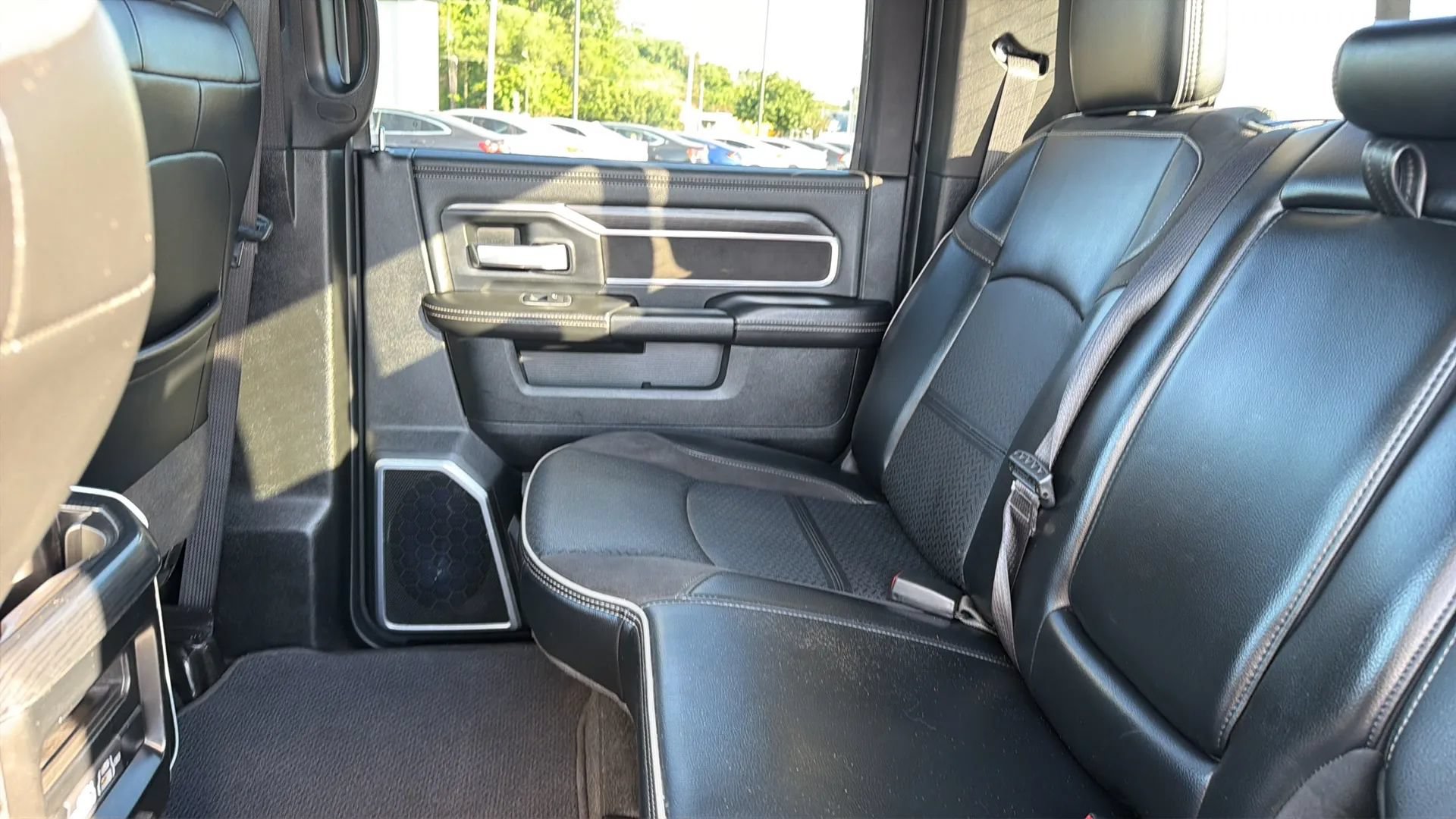 Used 2023 RAM 3500 Laramie AWD/4WD image 41