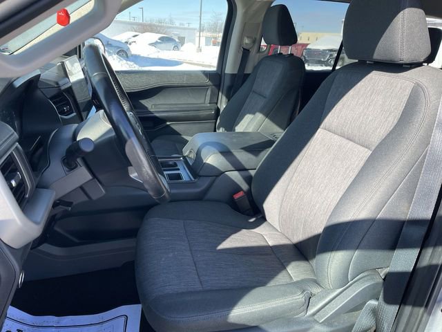 Used 2022 Ford Expedition XLT image 11