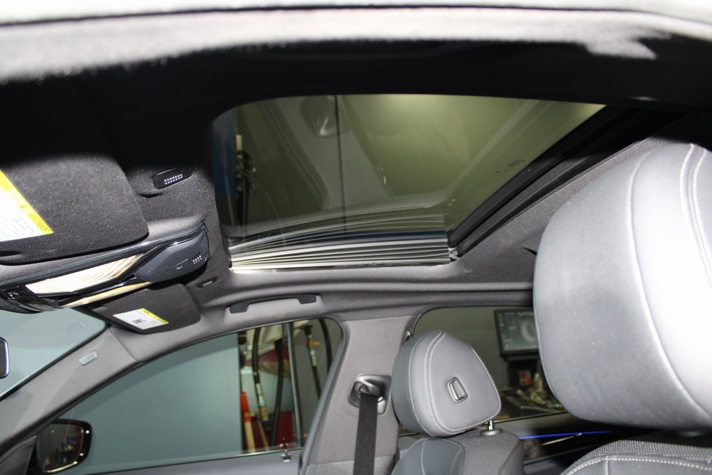 Used 2023 BMW 530i xDrive w/ Convenience Package image 40