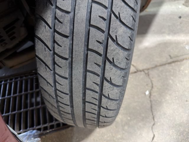 Used 2001 Chevrolet Lumina w/ Preferred Equipment Group FWD image 14