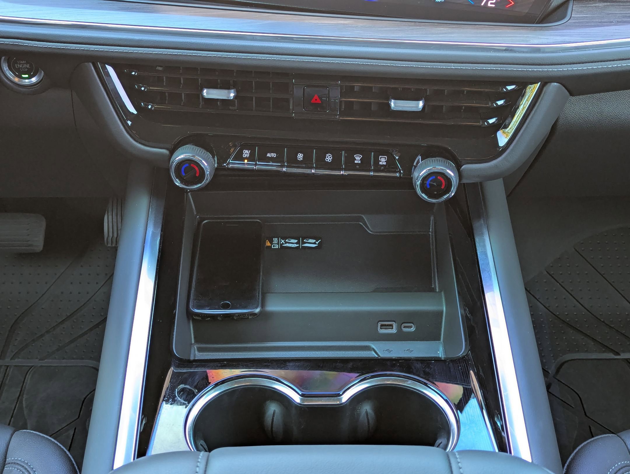 Used 2025 Chevrolet Tahoe LT image 19