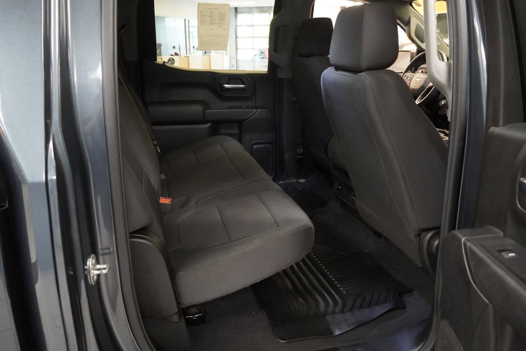 Used 2020 Chevrolet Silverado 1500 Custom w/ Custom Value Package AWD/4WD image 20
