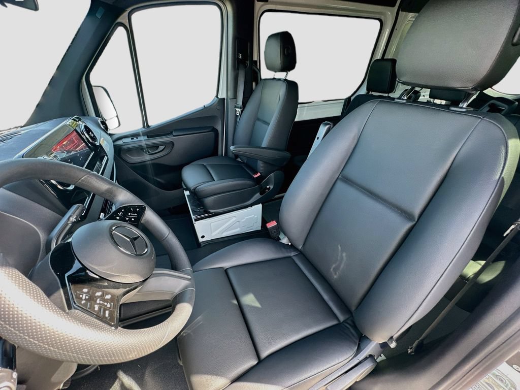 New 2026 Mercedes-Benz Sprinter 2500 image 5