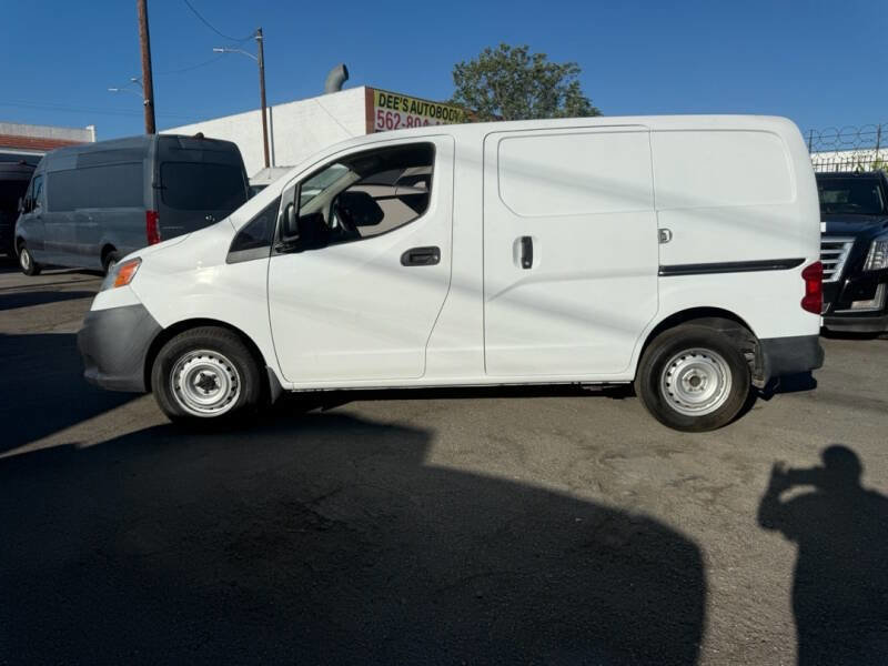 Used 2015 Nissan NV200 S image 4