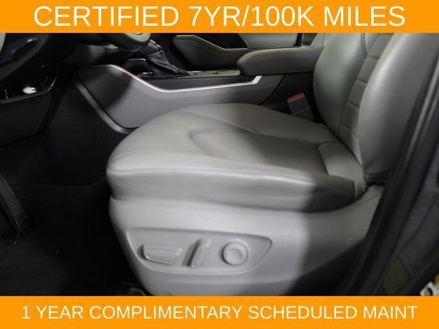 Used 2023 Toyota Highlander XLE FWD image 18