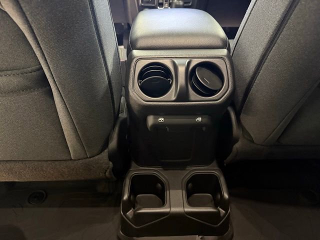 Used 2024 Jeep Gladiator Sport image 16