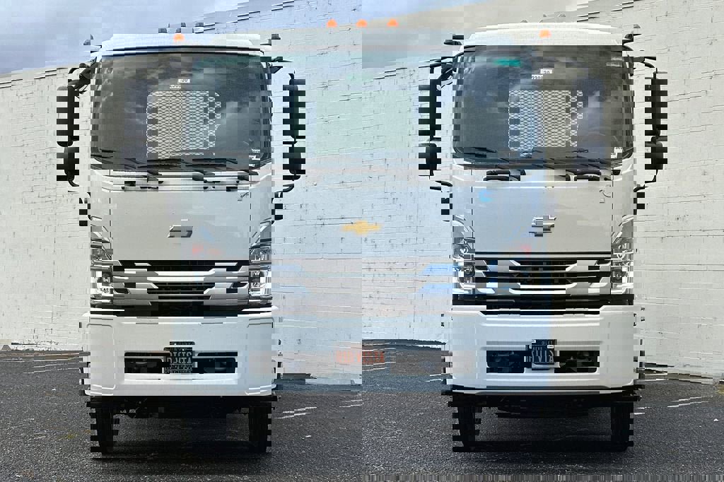 New 2023 Chevrolet Low Cab Forward 6500XD image 9