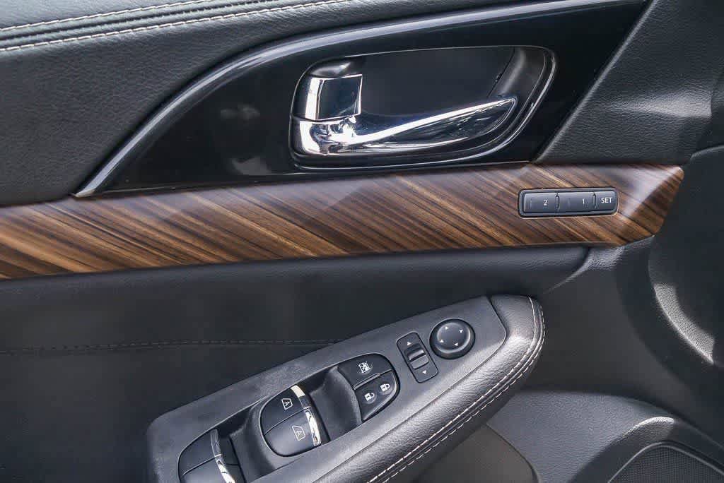 Used 2018 Nissan Maxima Platinum image 19