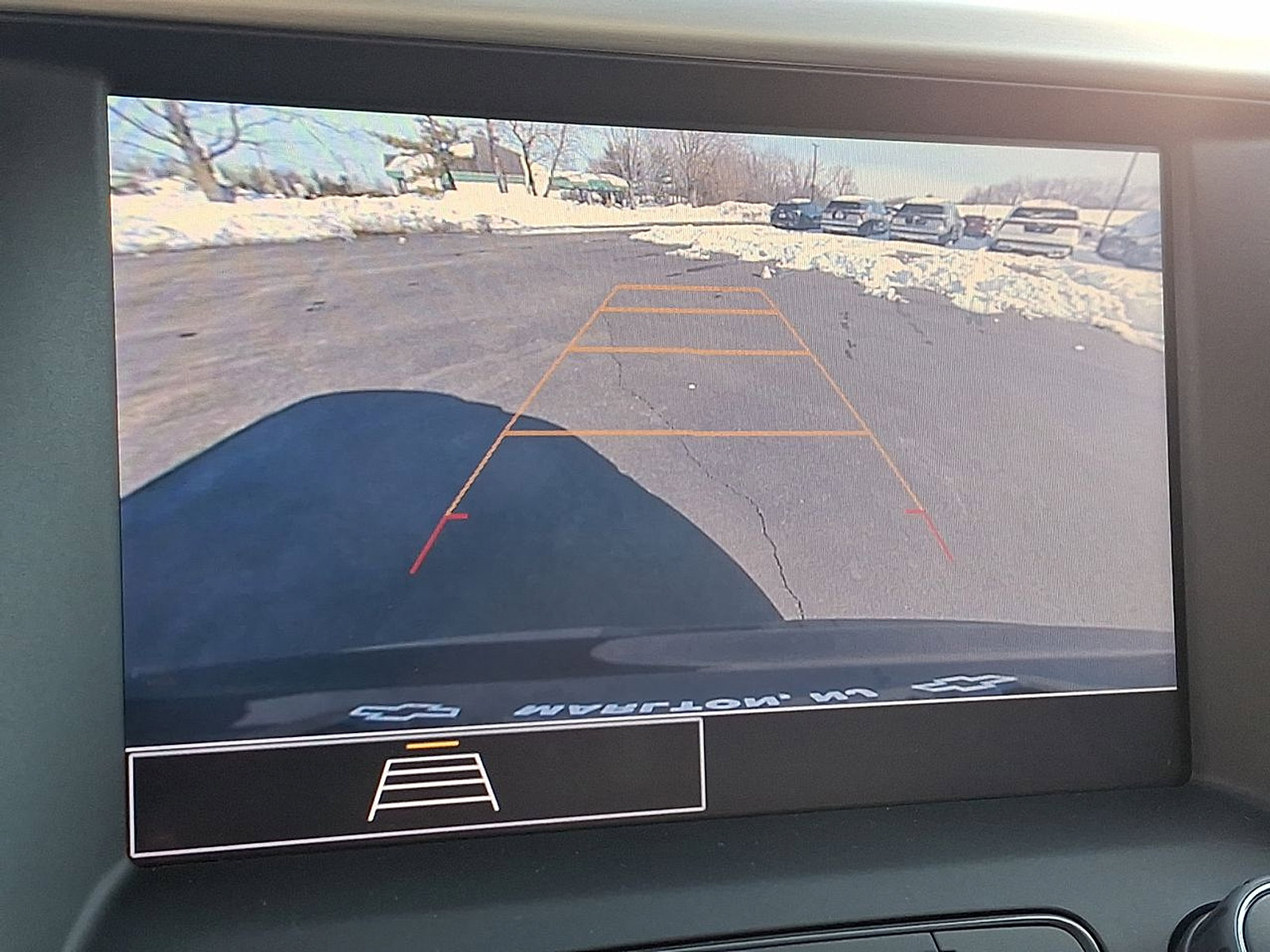 Certified 2023 GMC Acadia SLE w/ Driver Convenience Package image 15