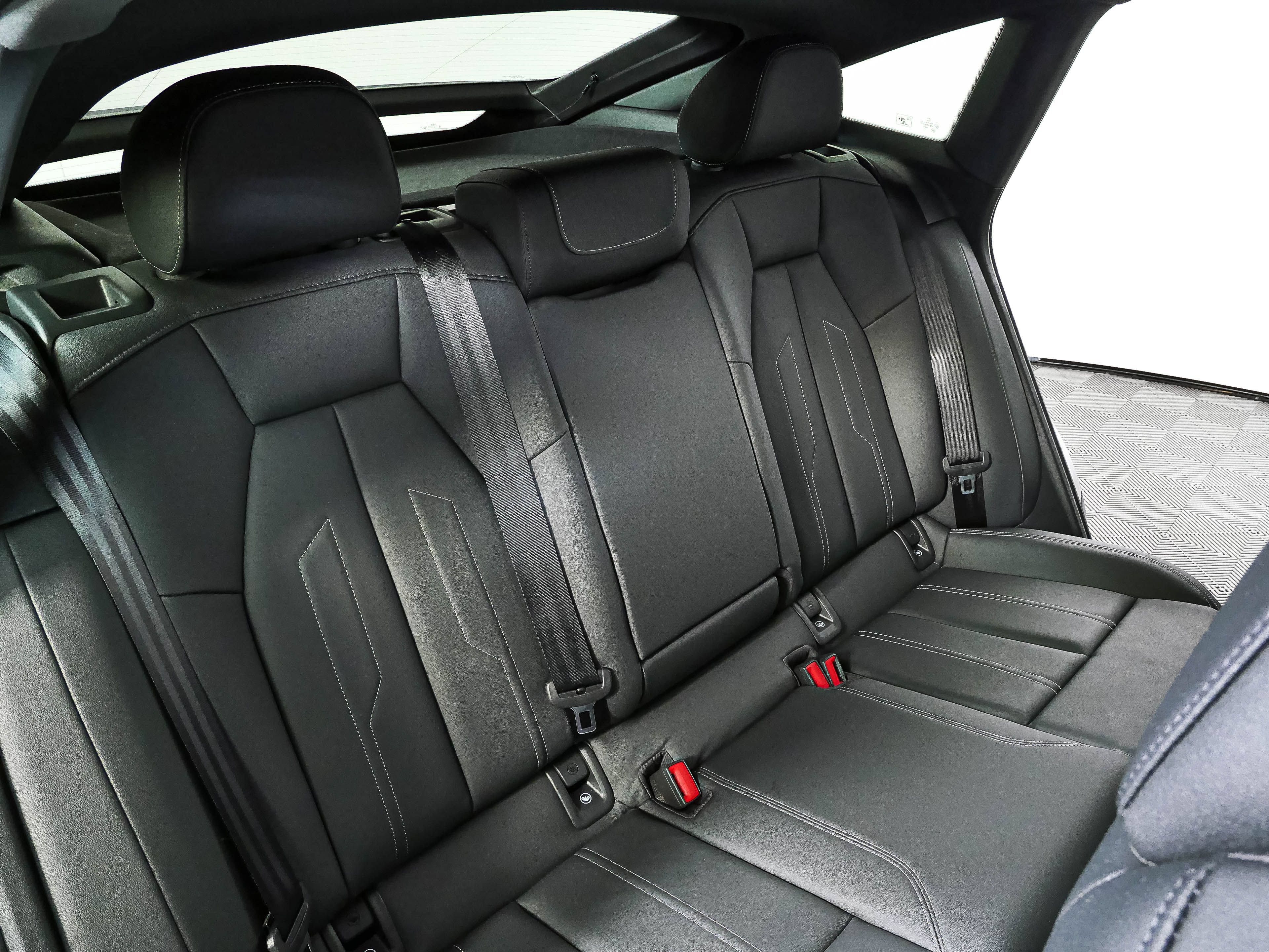 Used 2023 Audi Q4 e-tron Premium Plus w/ Premium Plus AWD/4WD image 22
