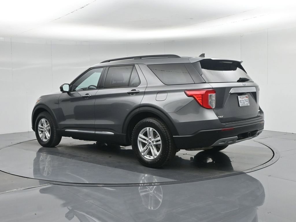 Certified 2022 Ford Explorer XLT w/ Equipment Group 202A image 30