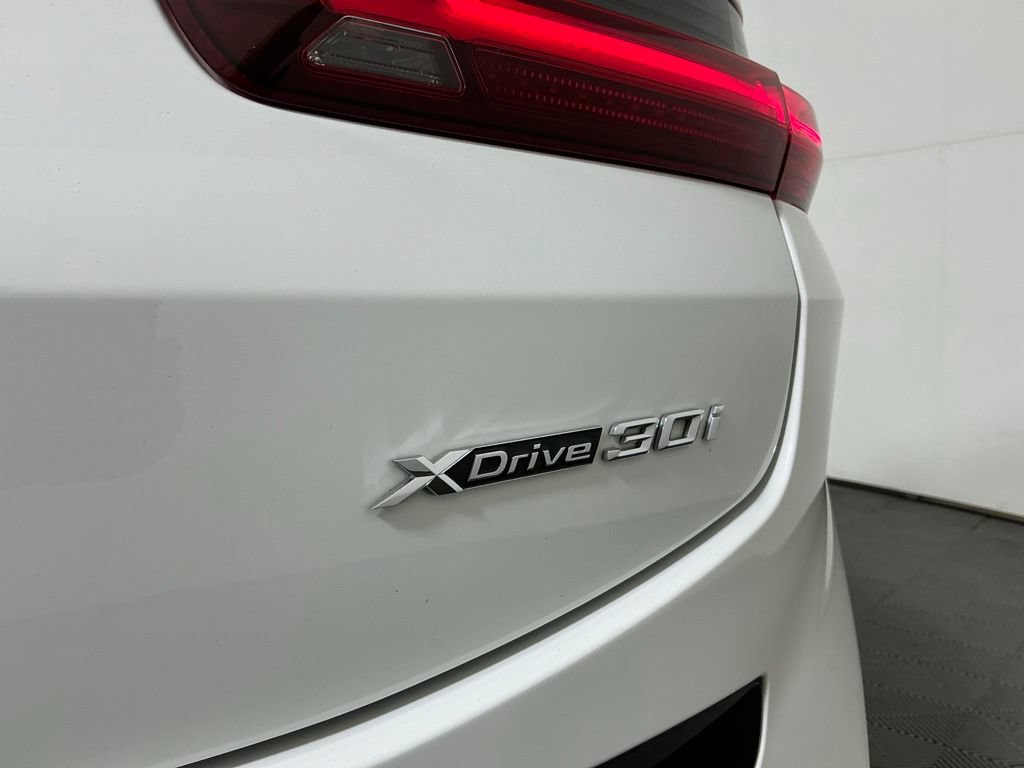Used 2025 BMW X4 xDrive30i w/ Premium Package AWD/4WD image 32