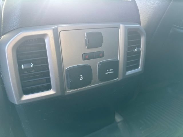 Used 2017 Ford F150 Lariat w/ Equipment Group 502A Luxury AWD/4WD image 16
