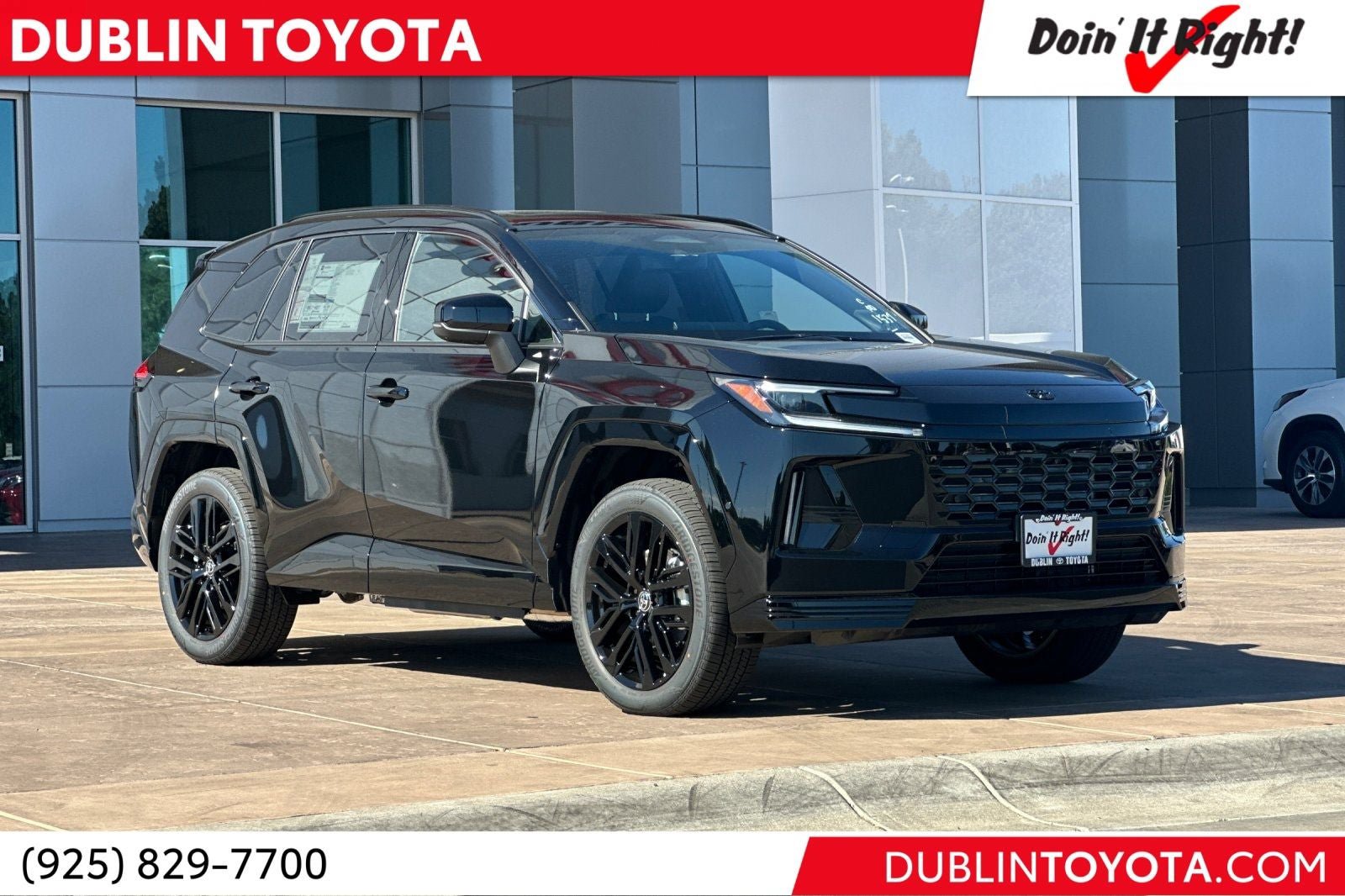 New 2026 Toyota RAV4 XSE w/ Panoramic Sun Roof Package