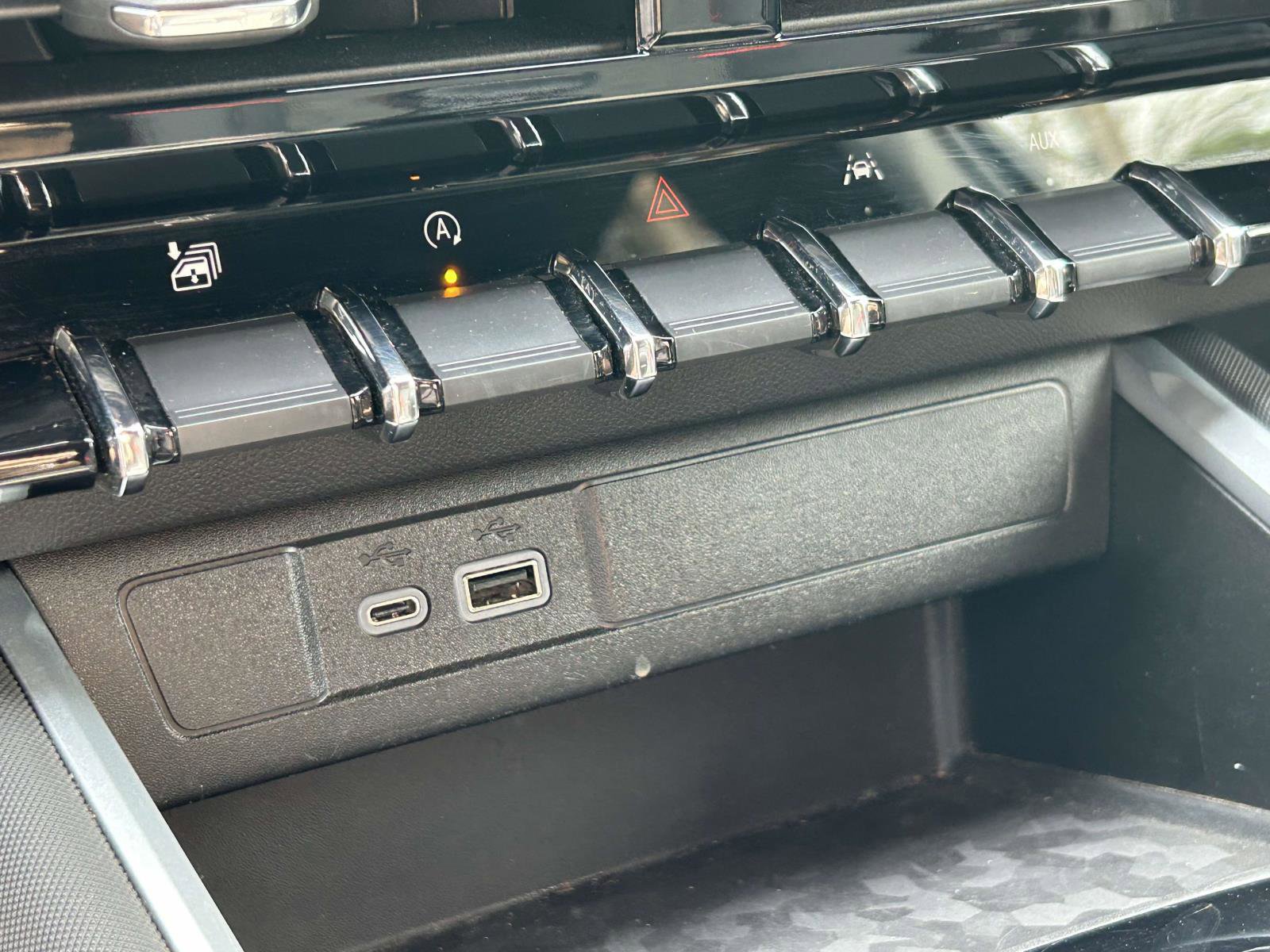 Used 2023 Chevrolet Colorado Z71 w/ Advanced Trailering Package image 25