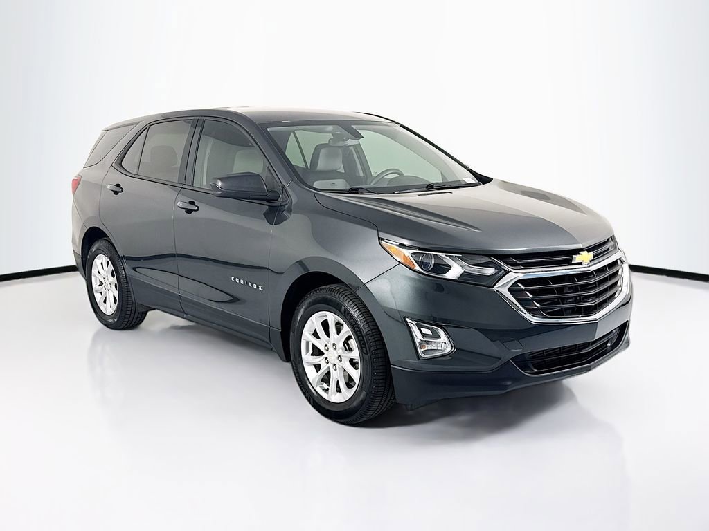 Used 2018 Chevrolet Equinox LS image 3
