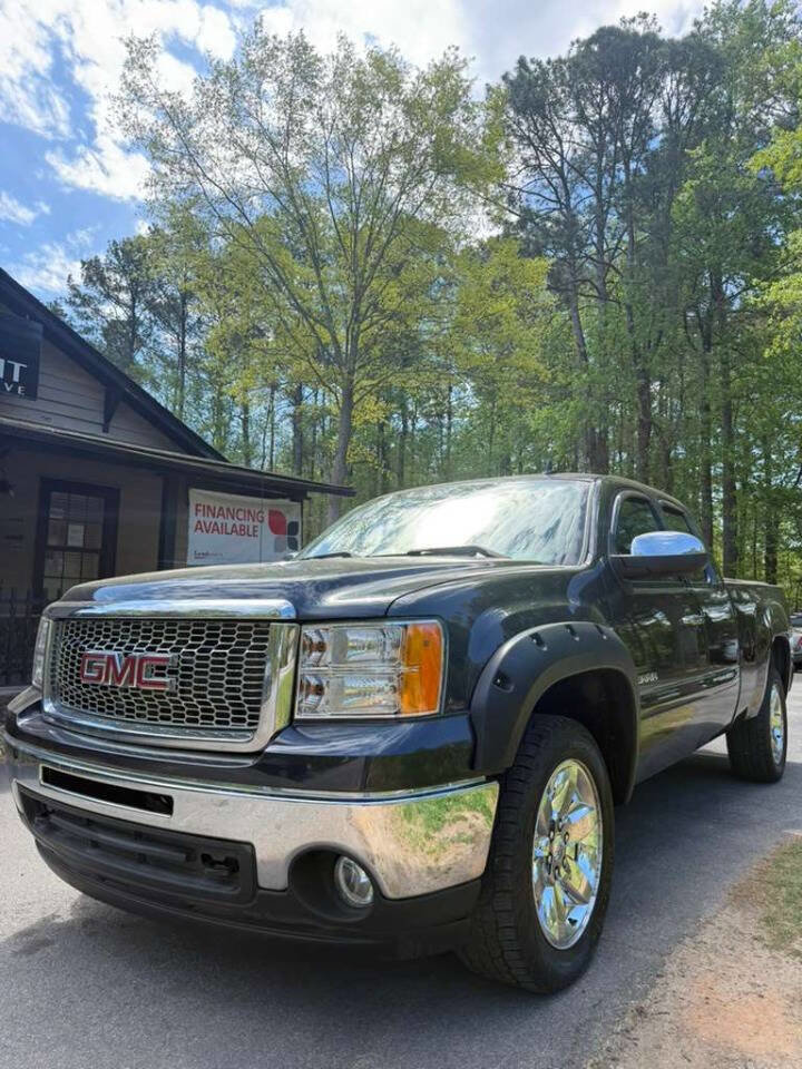 Used 2013 GMC Sierra 1500 SLE image 2